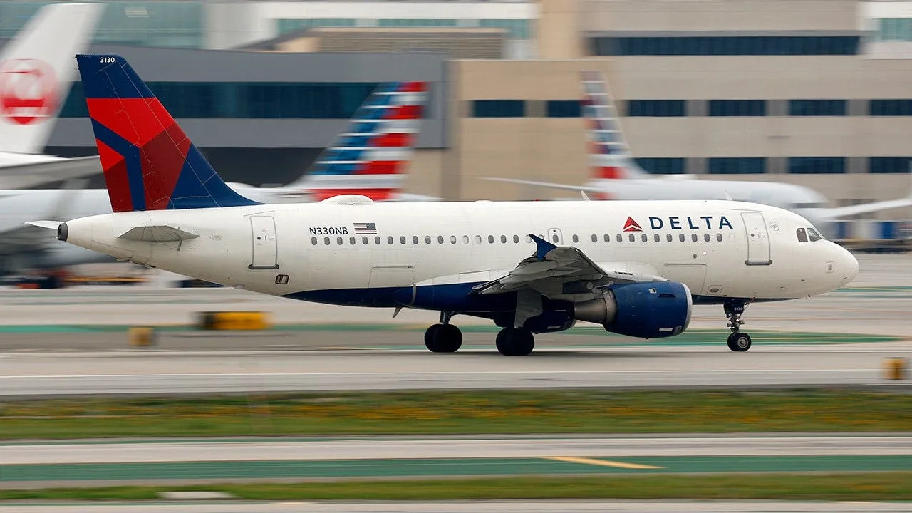 FAA Investigates Delta Flight Go-Around at Boston Logan Airport