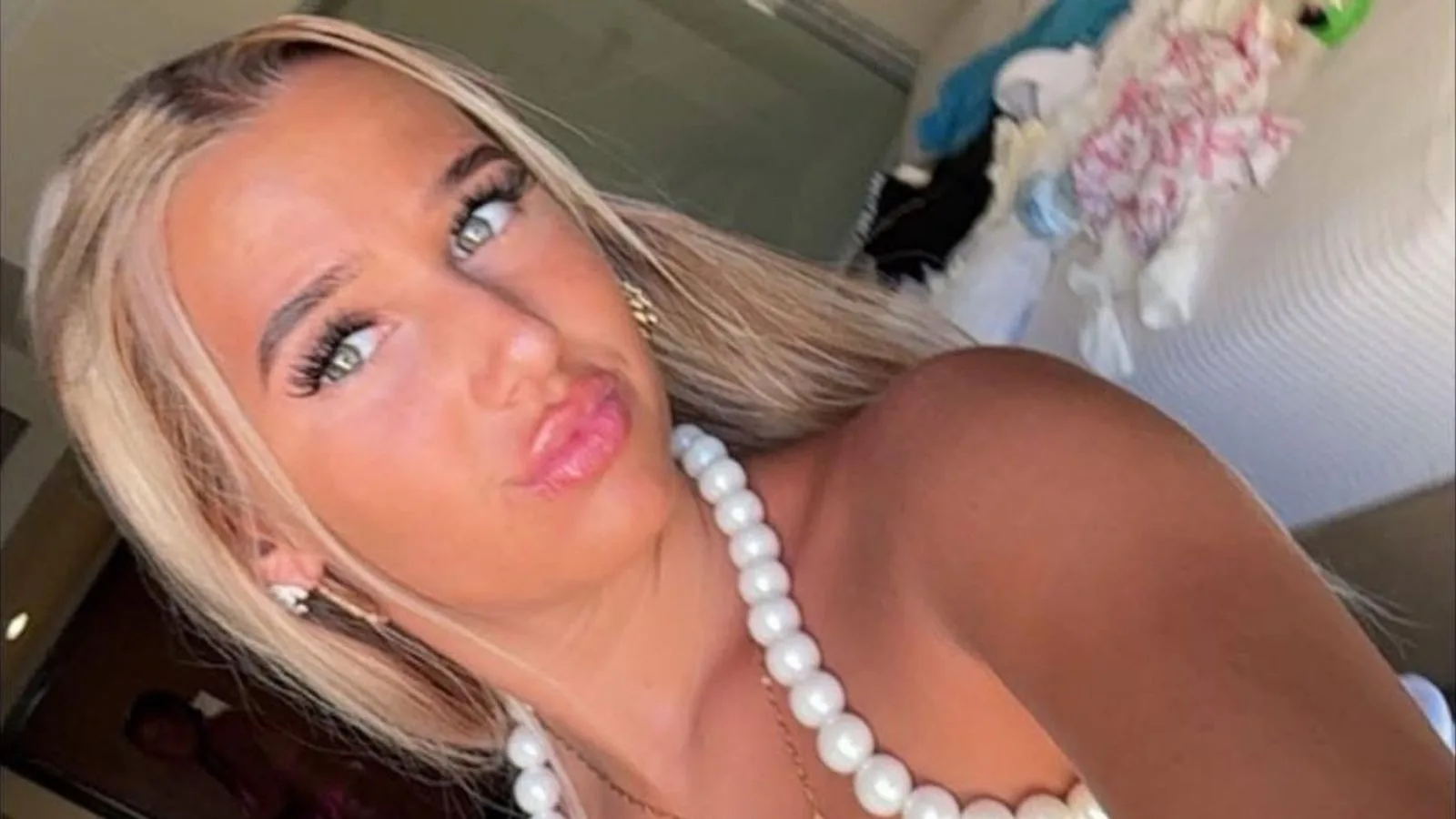 Family Pays Tribute After 16-Year-Old Girl Fatally Stabbed in Leeds