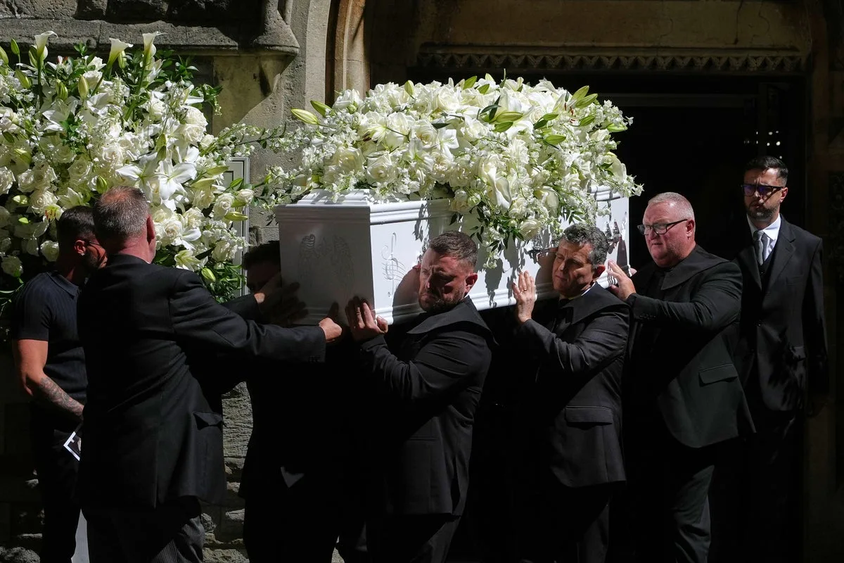 Fans and Mourners Gather in Swansea for Bonnie Tyler's Funeral Service