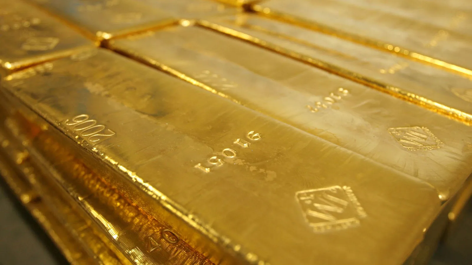 FBI Seizes $40 Million in Gold Bars From Former CIA Official's Home
