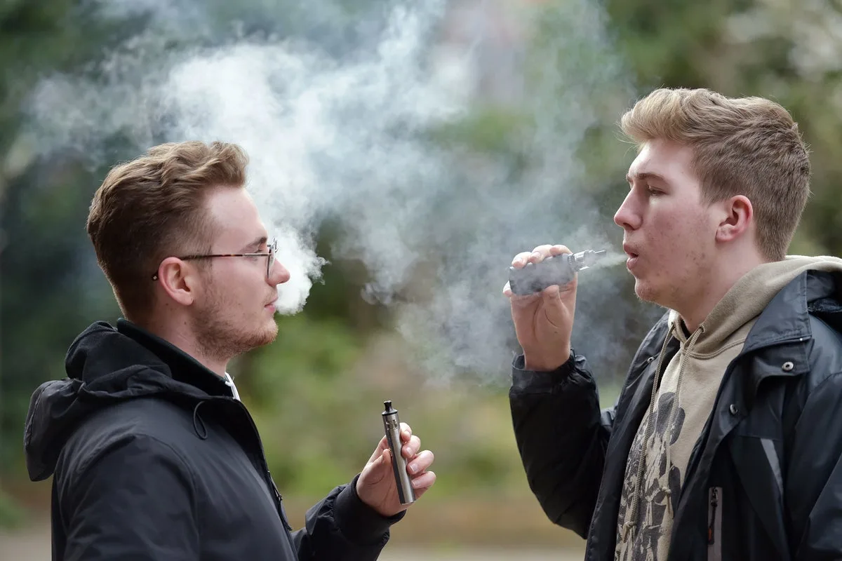 FDA Memo Finds Fruity E-Cigarettes Not More Effective Than Tobacco Flavors