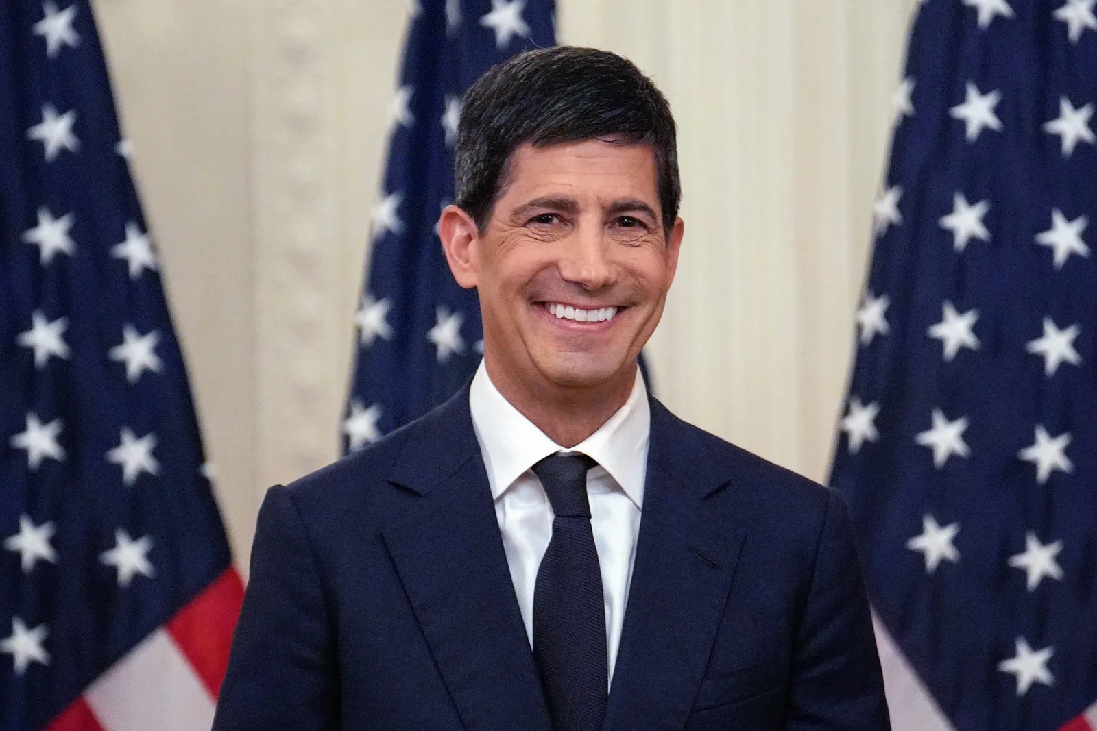 Fed Chair Kevin Warsh May End Advance Policy Signals, Raising Market Uncertainty