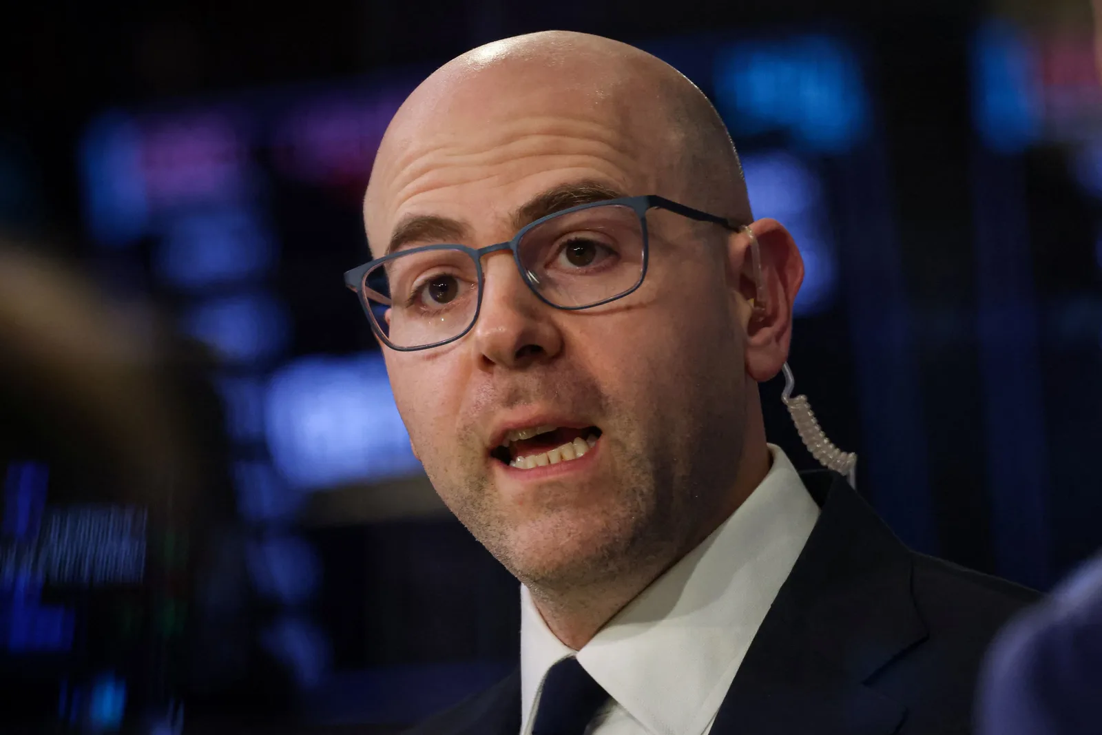 Fed Chair Powell Discusses Economic Risks and Rate Outlook at Harvard Event