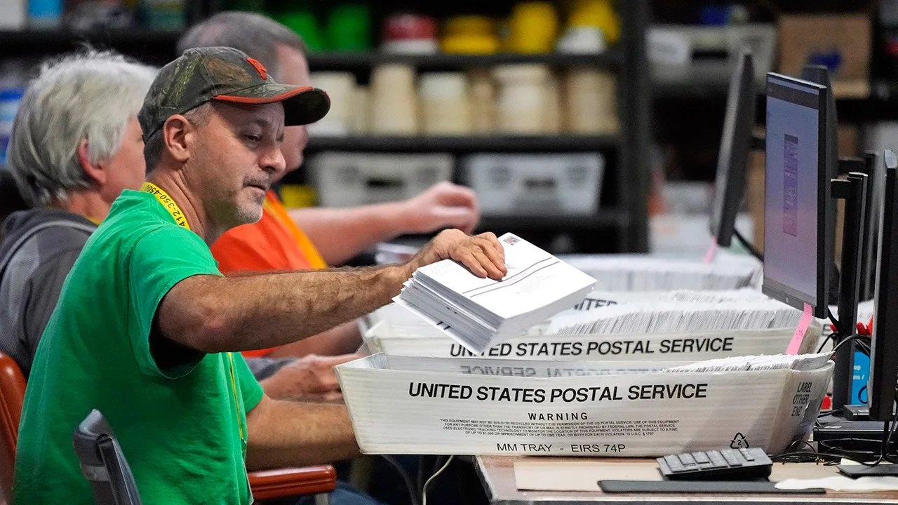 Federal Appeals Court Blocks Trump Executive Order on Mail-In Voting in 23 States