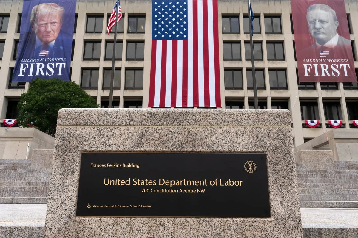 Federal Reserve Signals Possible Rate Hikes Amid Persistent Inflation Concerns