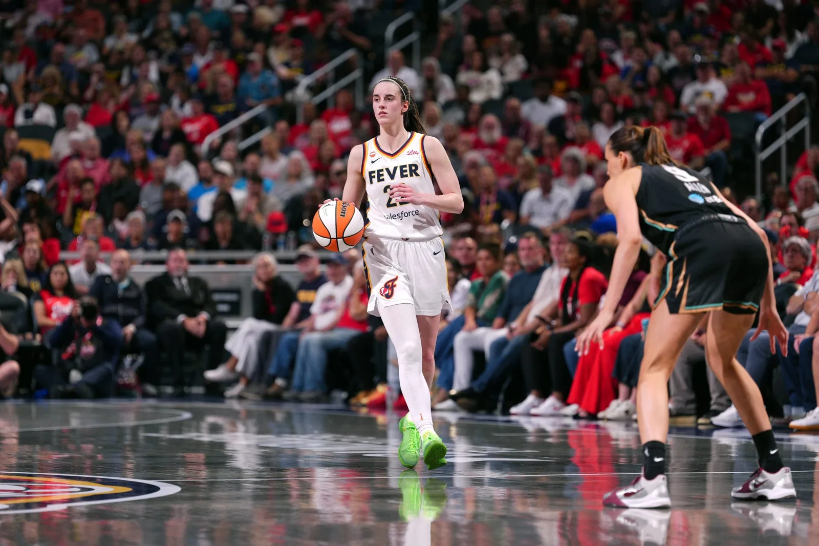 Fever Coach Stephanie White Responds to Criticism Amid Team's Win Over Liberty