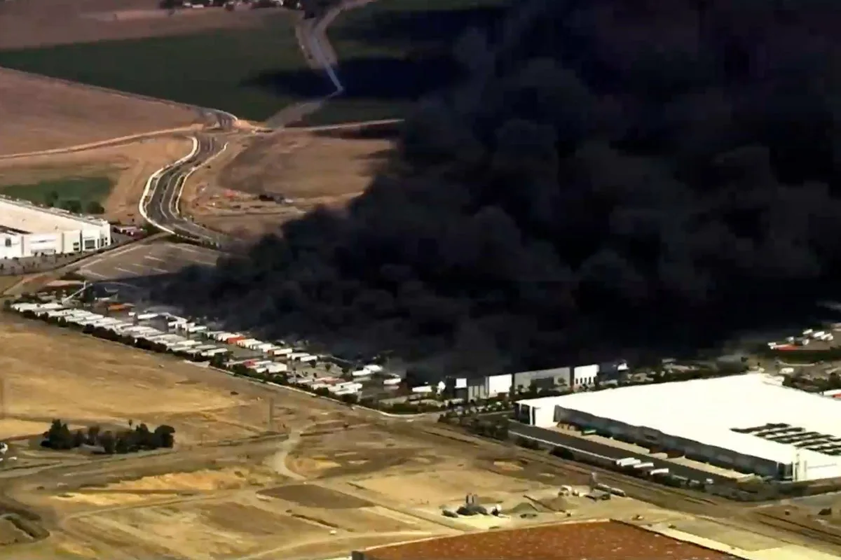 Fire Destroys Medline Medical Equipment Warehouse in Tracy, California