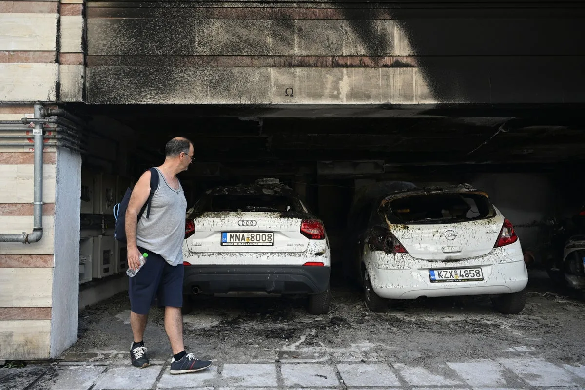 Firebomb Attacks Target Residences of Greek Governing Party Members