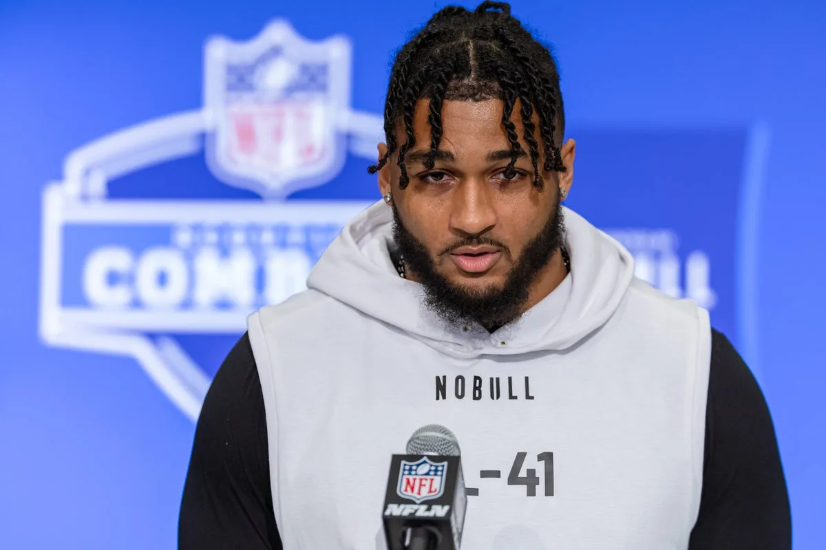 Former Dallas Cowboys Player Marshawn Kneeland Diagnosed with CTE After Death