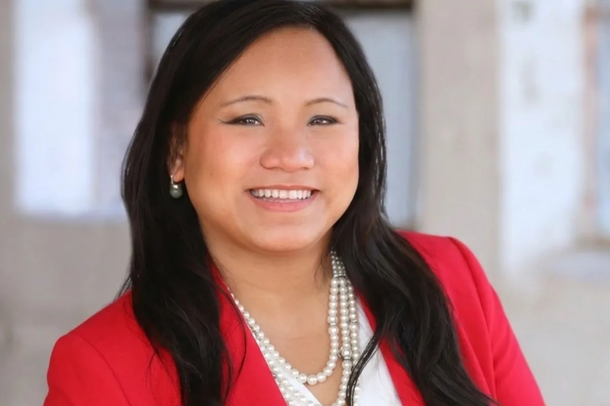 Former ICE Lawyer Julie Le Runs for Congress Against Ilhan Omar in Minnesota