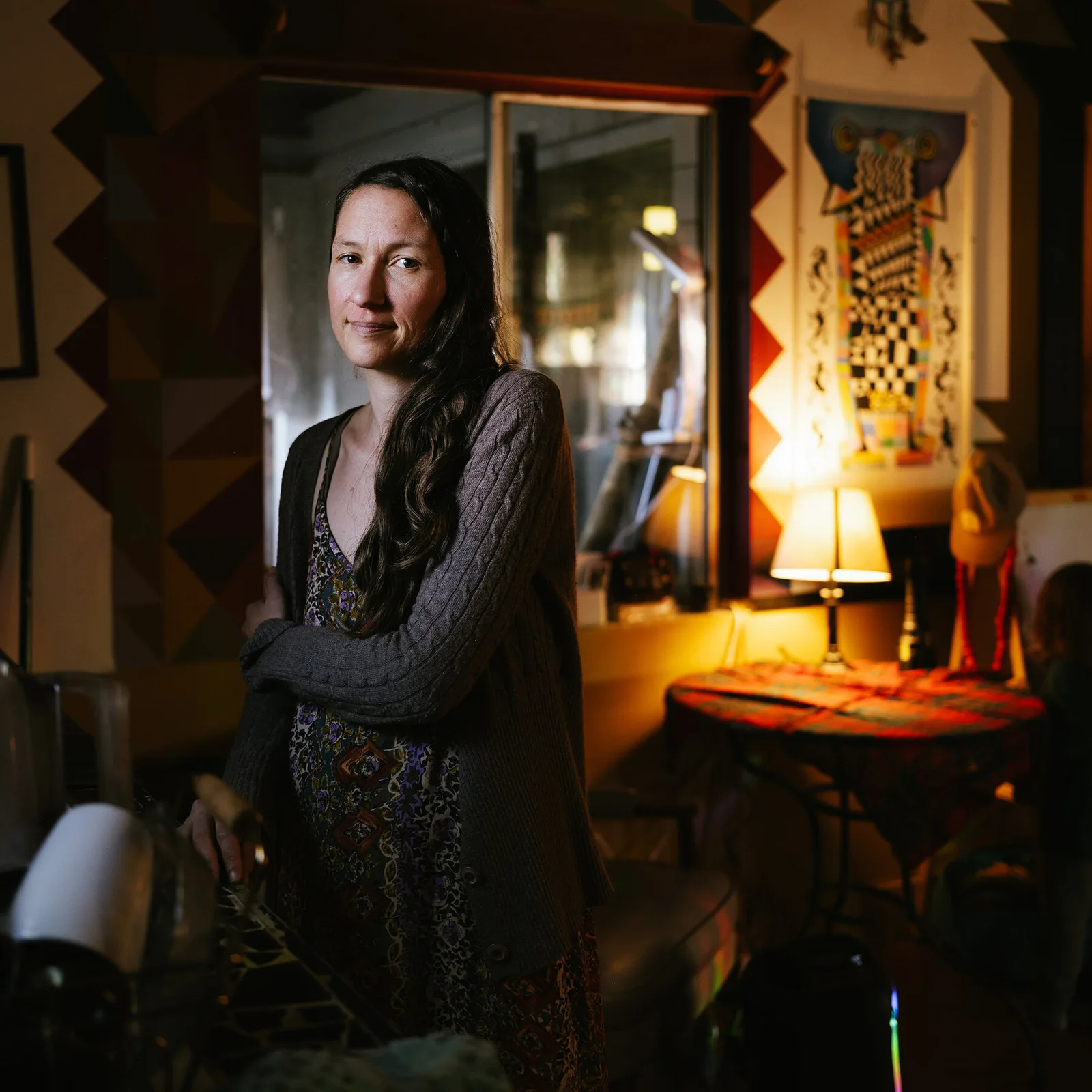 Free Birth Movement Gains Attention Amid Warnings of Health Risks