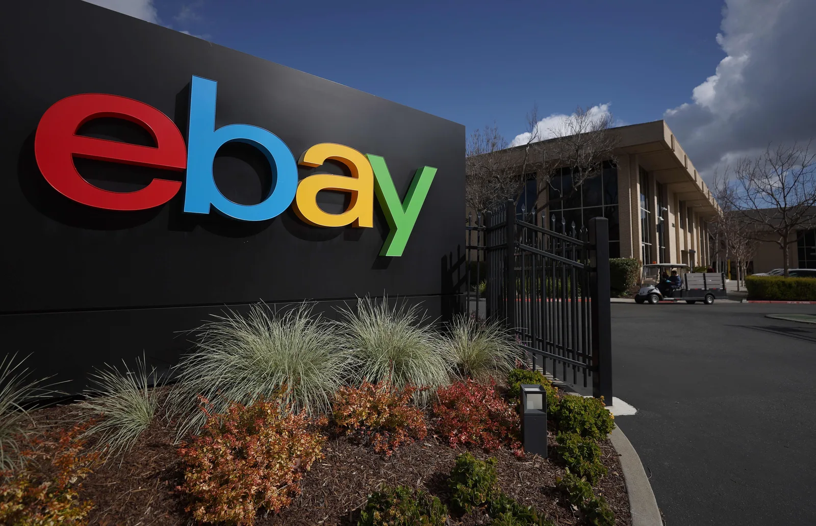 GameStop Makes $56 Billion Takeover Bid for eBay With Cash and Stock Offer