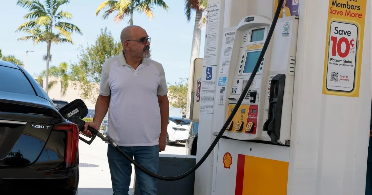 Airlines Cancel Flights and Seek Fuel Reserves Amid Jet Fuel Price Surge