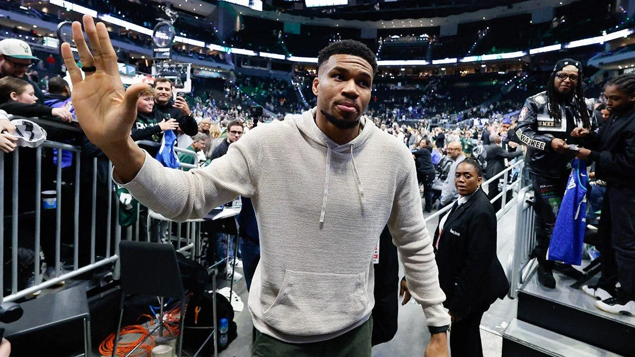 Giannis Antetokounmpo Voices Frustration After Bucks Sideline Him as Season Ends
