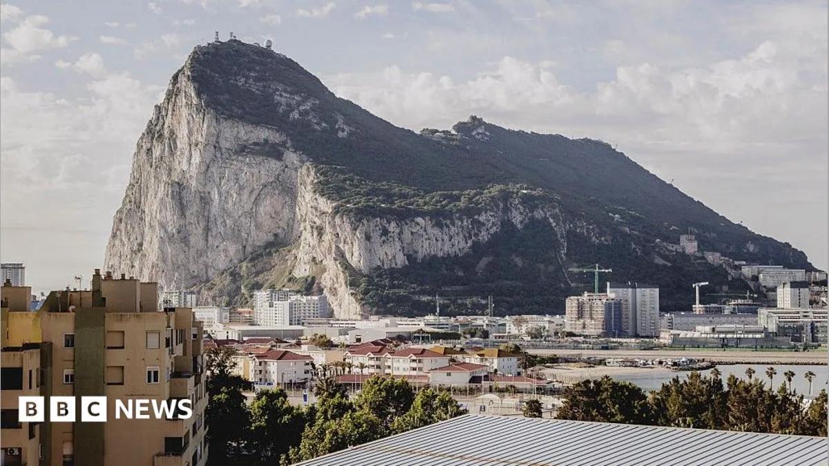 Gibraltar Removes 118-Year-Old Land Border Controls with Spain