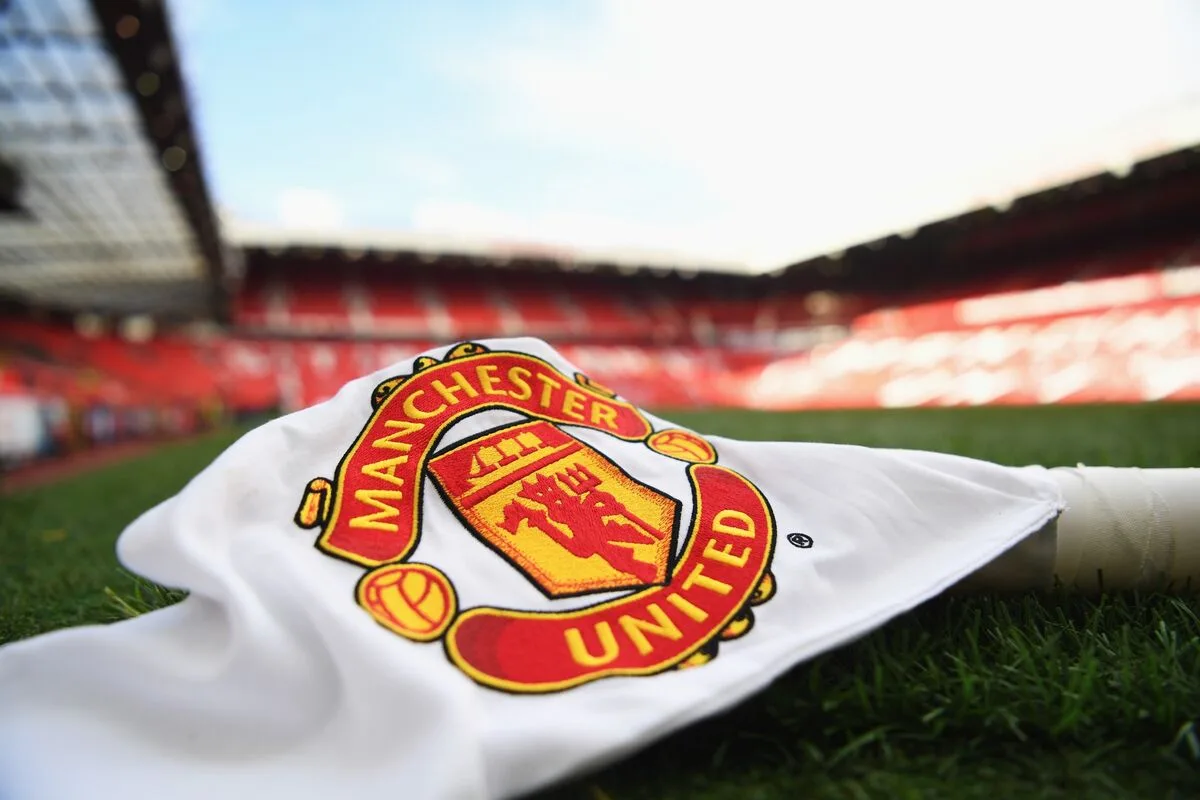 Glazer Family Members Reportedly Considering Sale of Manchester United Stake