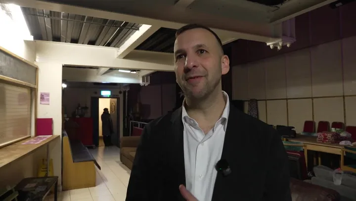 Green Party wins Gorton and Denton by-election, Labour falls to third place