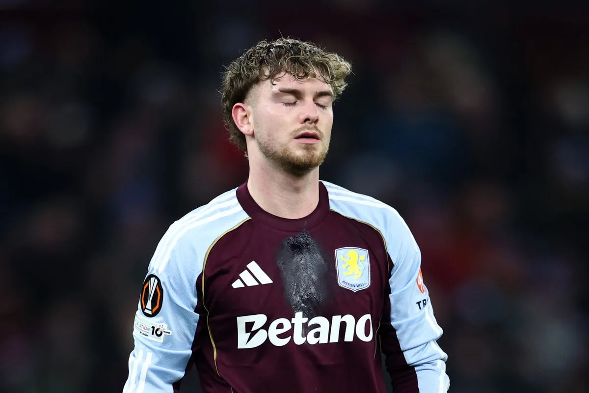 Harvey Elliott's Limited Playing Time at Aston Villa Draws Managerial Criticism