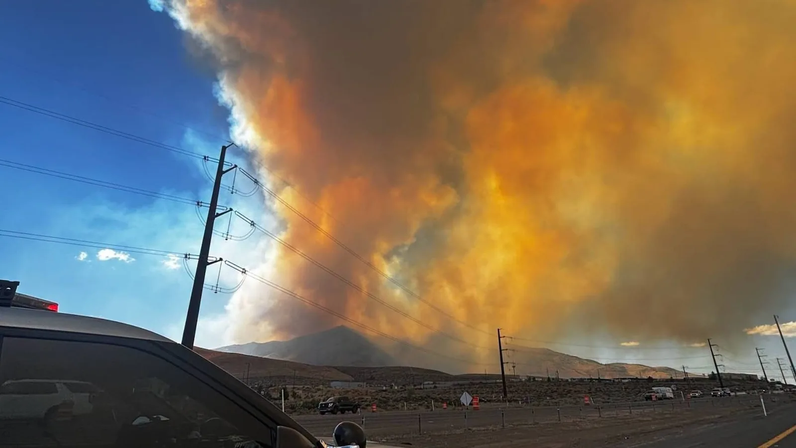 Hawk Fire Near Reno Grows Rapidly, Prompts Evacuations and Threatens Homes