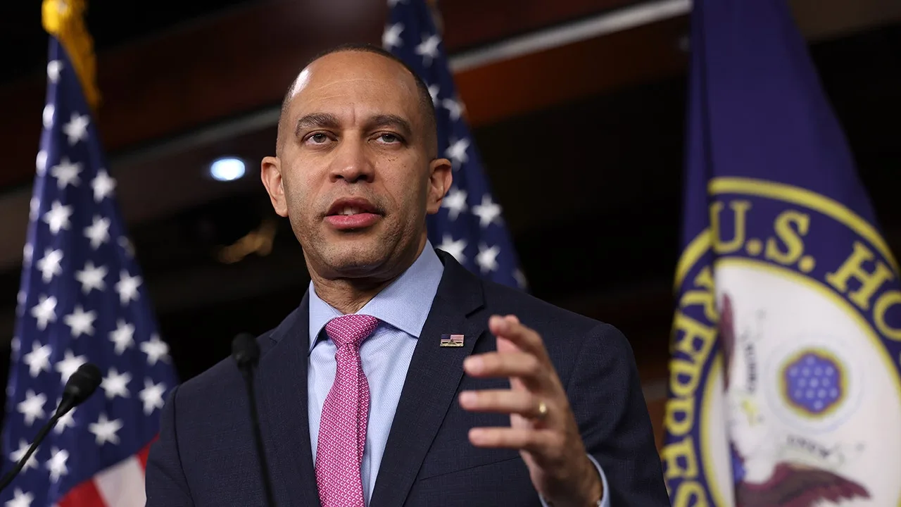 House Democrats Seek DHS Funding Without ICE and CBP Amid Partisan Disagreements