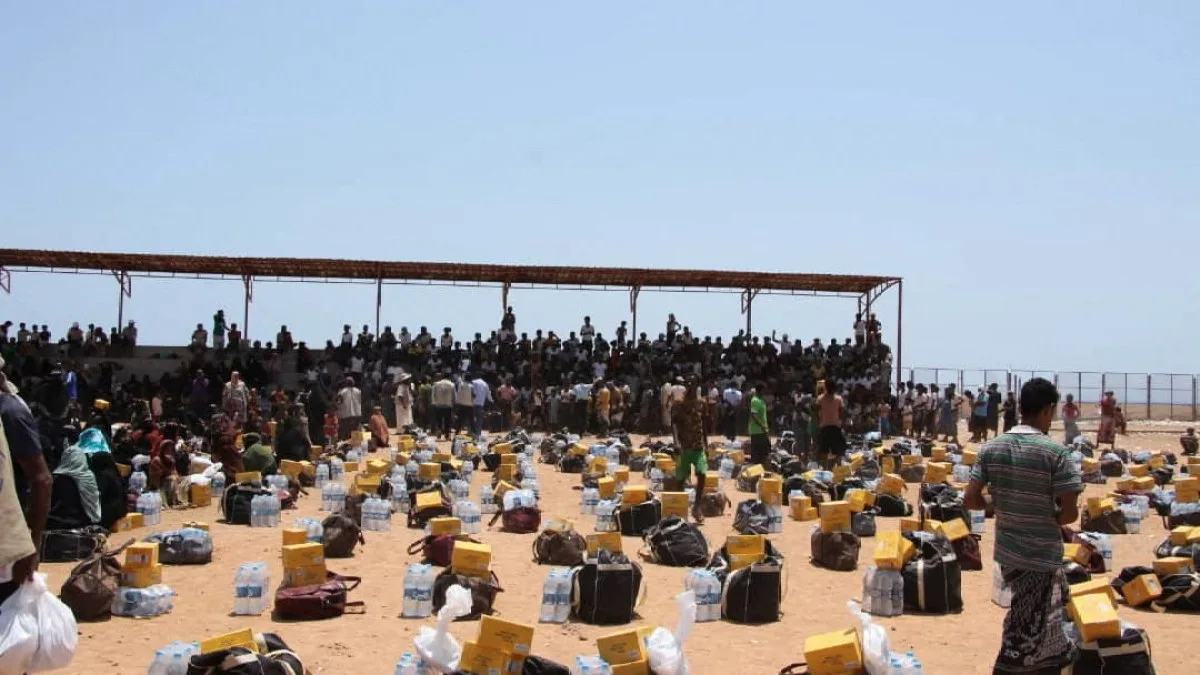 Houthis Advance in Western Yemen, Displacing Civilians and Targeting Key Shipping Routes