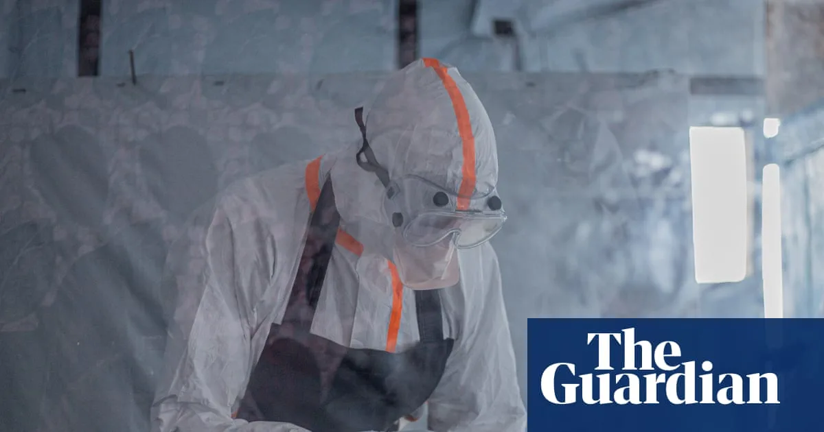 Humanitarian Worker Monitored for Ebola After Evacuation to London Hospital