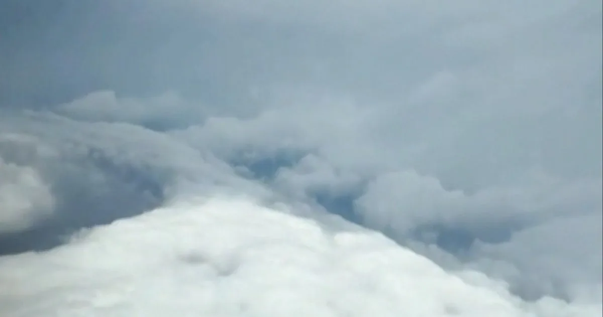 Hurricane Lowell Approaches Hawaii as Forecasters Warn of Potential Impacts