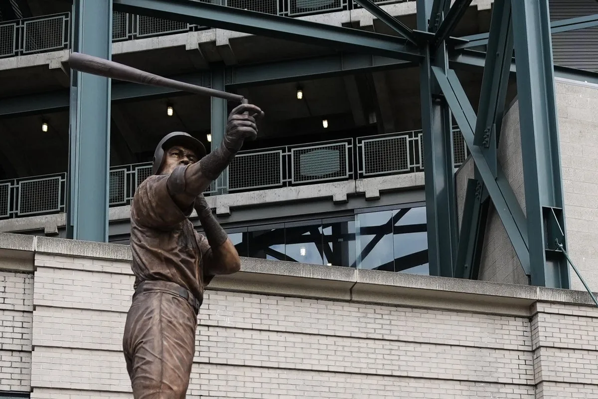 Ichiro Suzuki Statue Unveiled at Mariners' T-Mobile Park, Bat Breaks During Ceremony