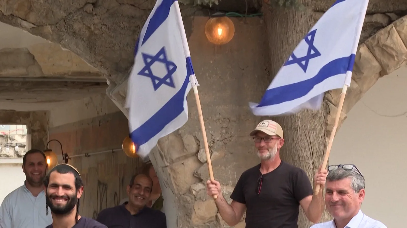 IDF Establishes Security Zone and Defense Line in Southern Lebanon Amid Ceasefire