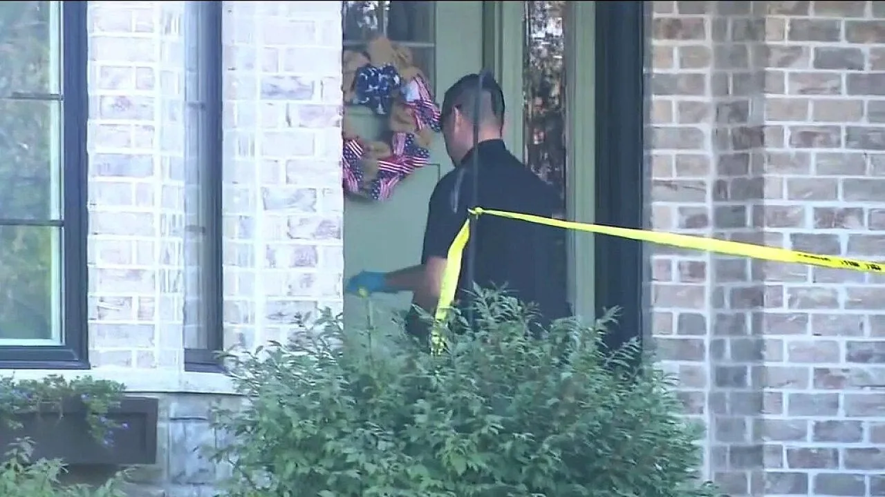 Illinois Mother Charged With Murder in Death of 2-Year-Old Son in Frankfort