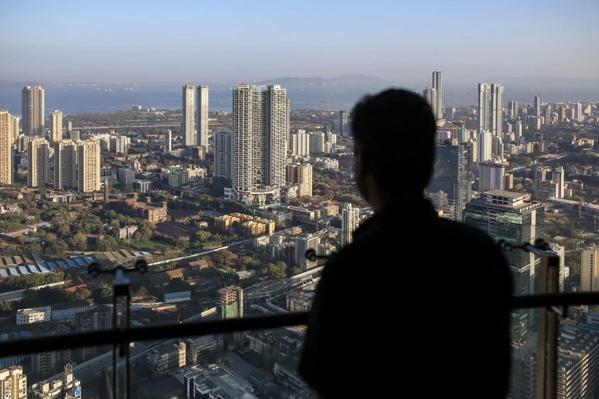 Iran Conflict Leads Indian Firms to Withdraw $2.1 Billion in Bond Sales