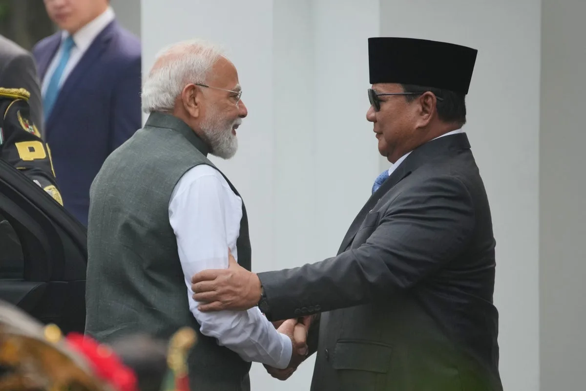 Indonesia and India Sign BrahMos Missile Deal During Leaders' Meeting
