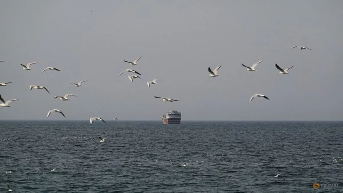 Iran Declares Strait of Hormuz Closed, Threatens Attacks on Passing Ships