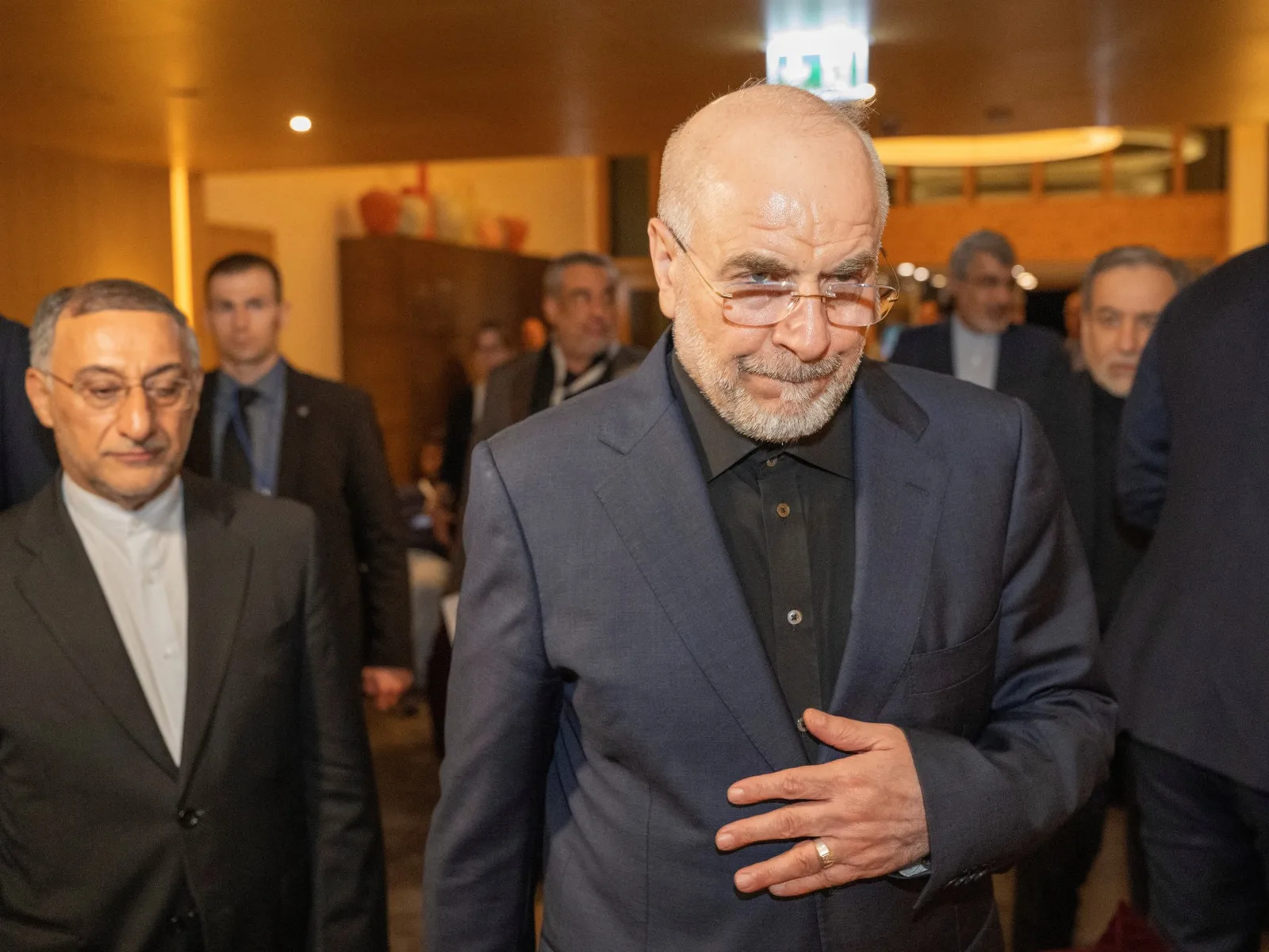 Iranian Official Rejects US Claim on Use of Unfrozen Funds for American Goods