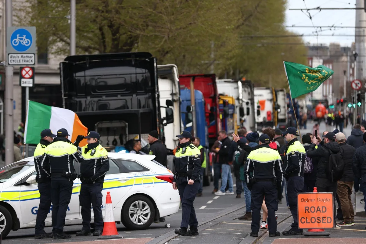 Irish Oil Refinery Reopens After Police Remove Protesters Blocking Fuel Tankers