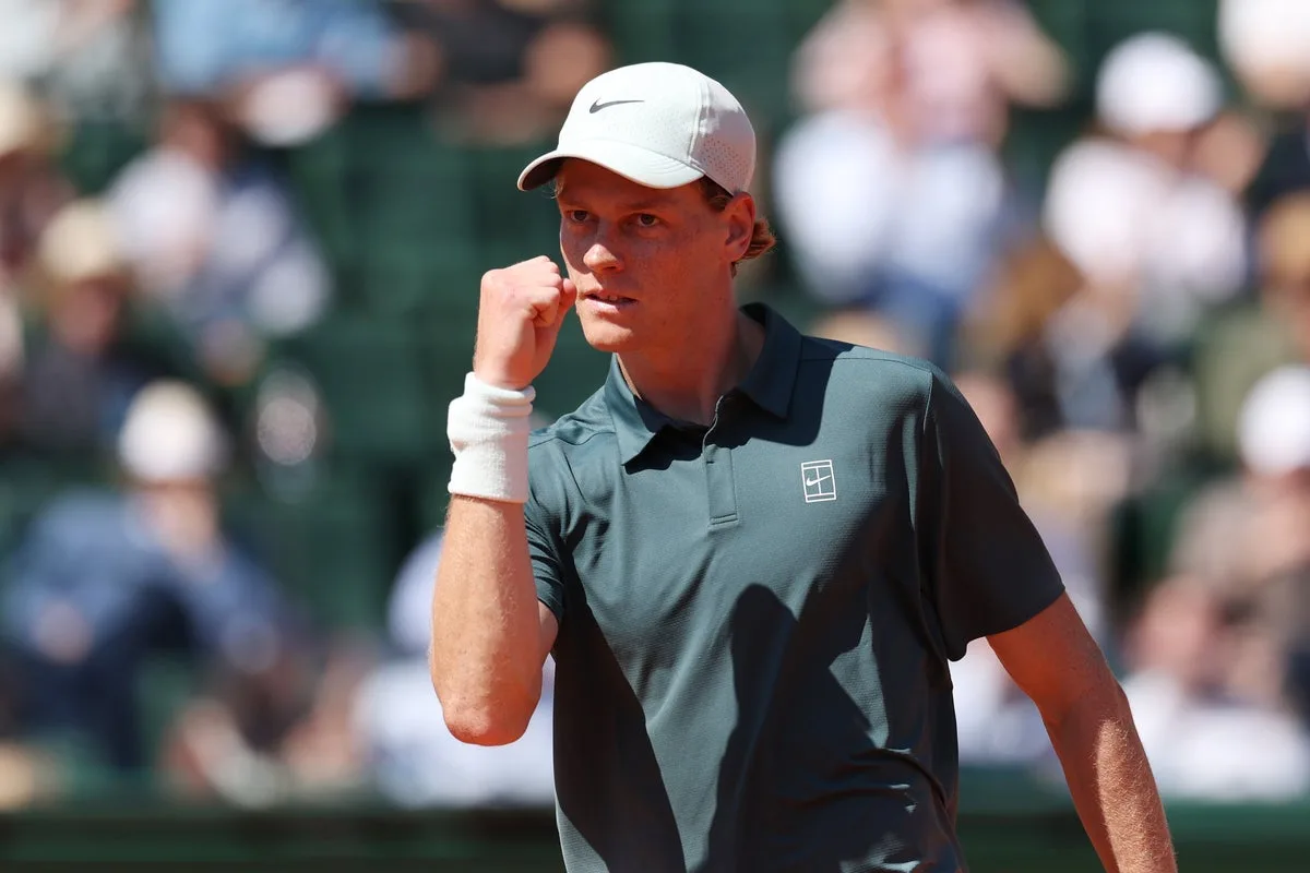 Jannik Sinner Advances to Monte Carlo Masters Quarter-Finals After Set Streak Ends