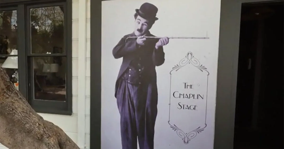 Oscars 2026 Features Red Carpet Fashion, Tributes, and Political Statements