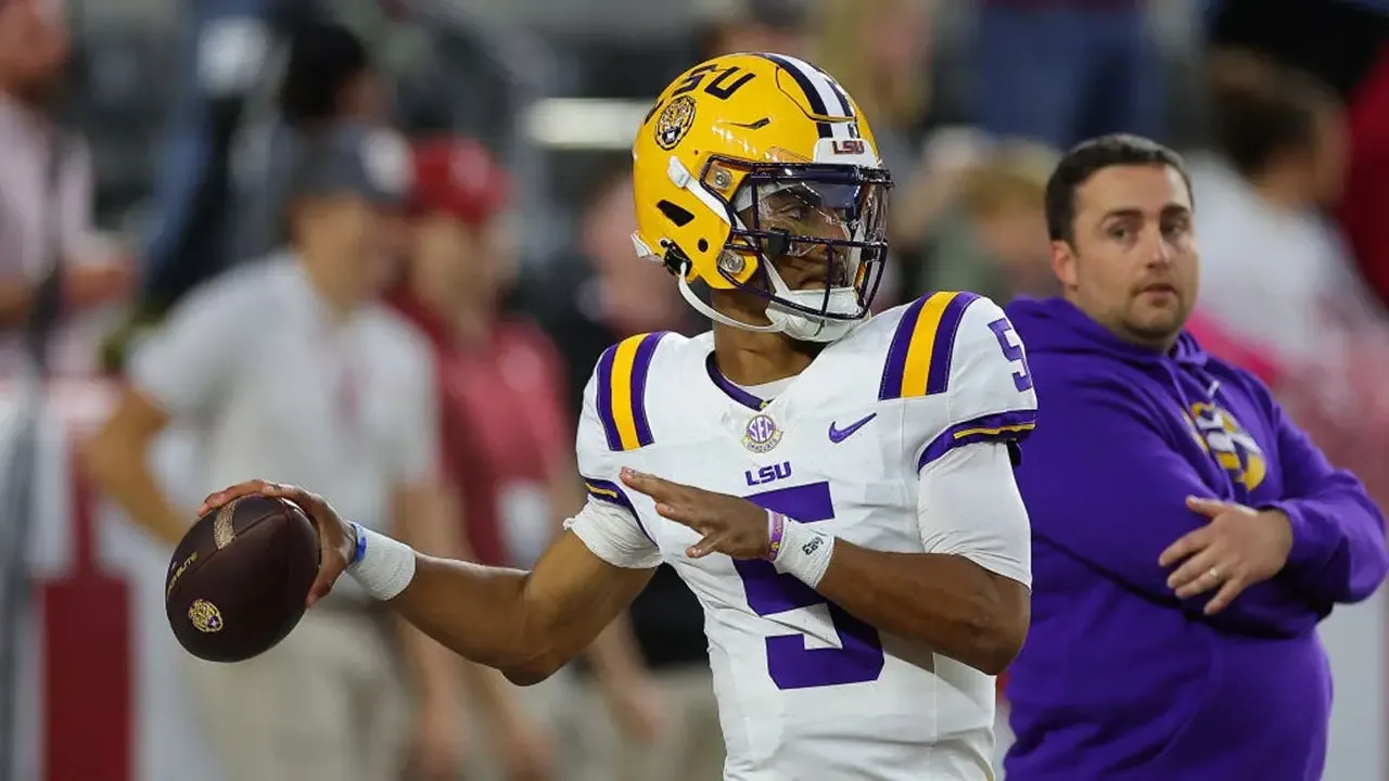 Jayden Daniels Sends Cease-and-Desist to LSU Over No. 5 Jersey Issued to DJ Pickett
