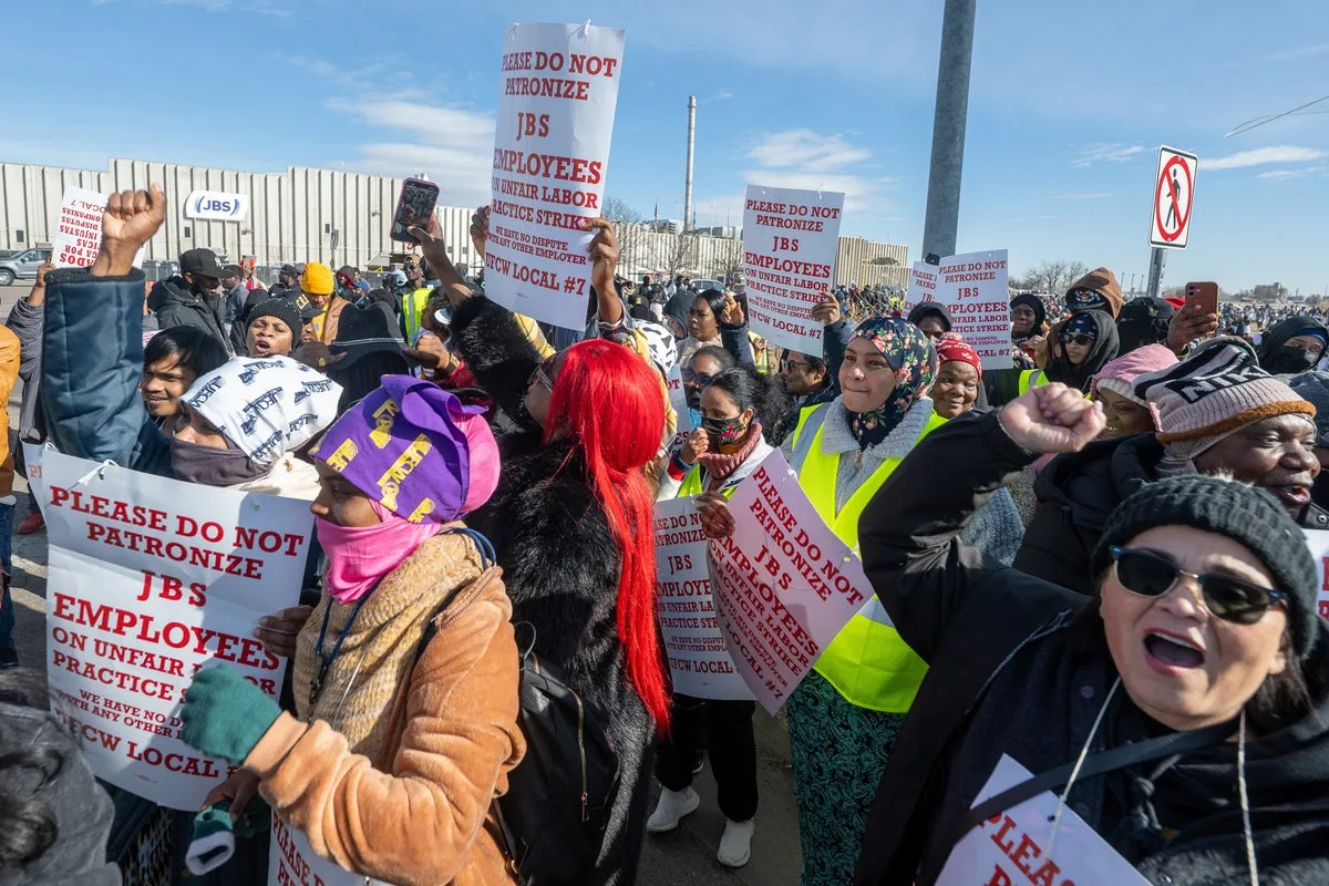JBS Meatpacking Workers End Strike and Plan to Resume Negotiations