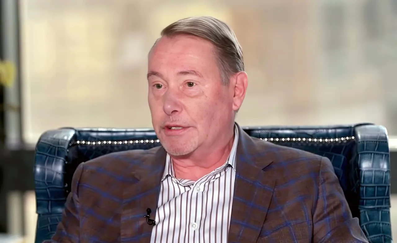 Jeffrey Gundlach Positions Funds for Possible US Treasury Debt Restructuring