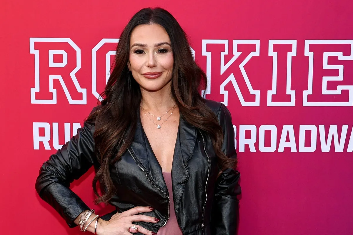 Jenni 'JWoww' Farley Marries Pro Wrestler Zack Carpinello in Surprise Ceremony