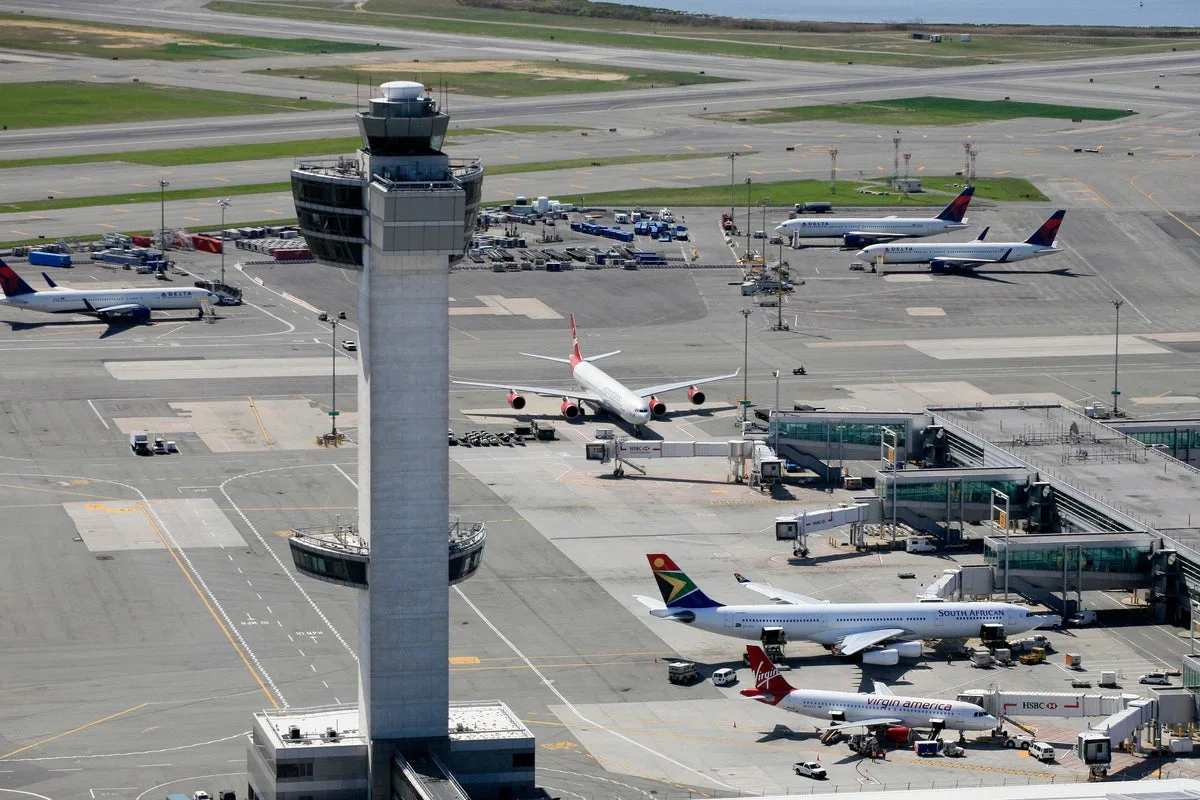 JetBlue Pilot Reports Drone Strike During Approach to JFK Airport