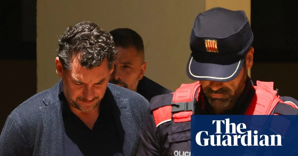 Jonathan Andic Steps Down Amid Investigation Into Isak Andic's Death