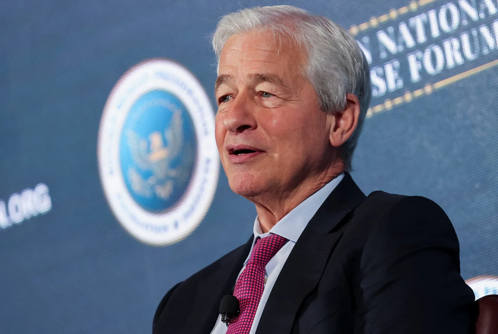 JPMorgan CEO Jamie Dimon Warns of Geopolitical and Economic Risks in Annual Letter