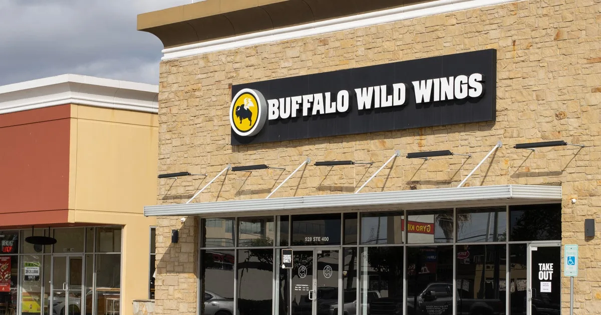 Federal Judge Dismisses Lawsuit Over Buffalo Wild Wings' Boneless Wings