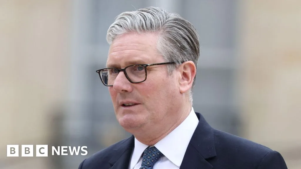 Keir Starmer Faces Internal Labour Criticism Over Mandelson Appointment