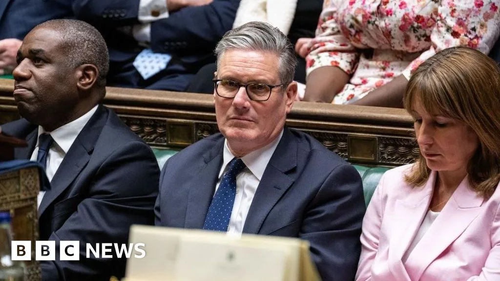 Labour Party Faces Potential Leadership Challenge as Starmer Warns Against Contest