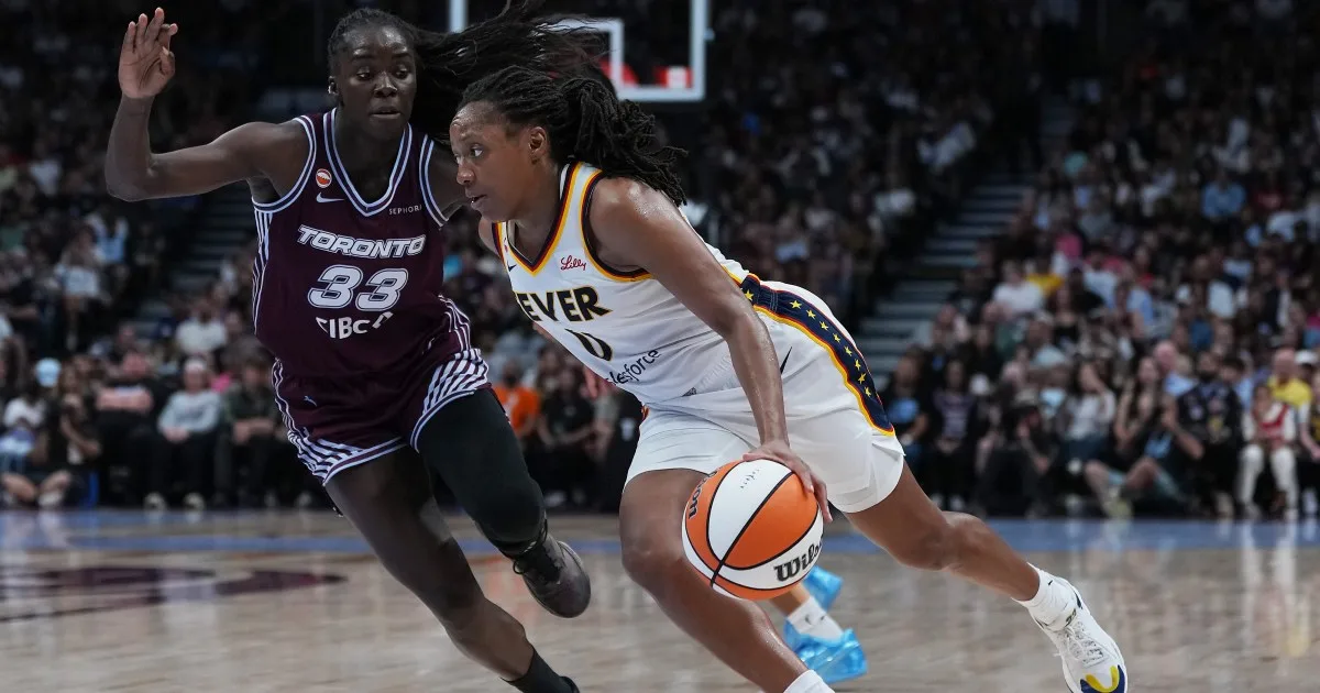 Kelsey Mitchell Ties WNBA Scoring Record in Fever Victory Over Tempo