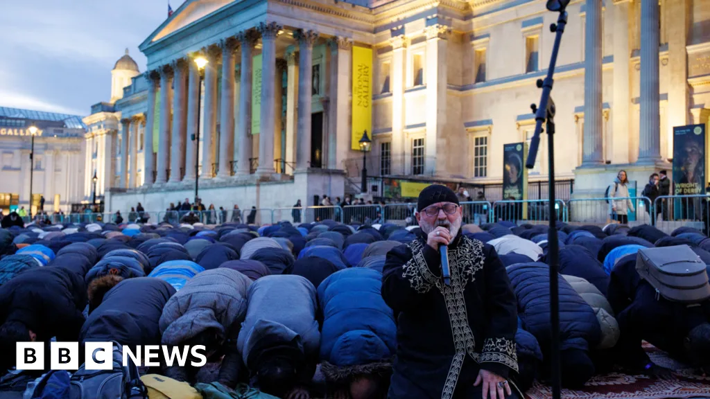 Political Leaders Respond to Public Muslim Prayer Event in Trafalgar Square