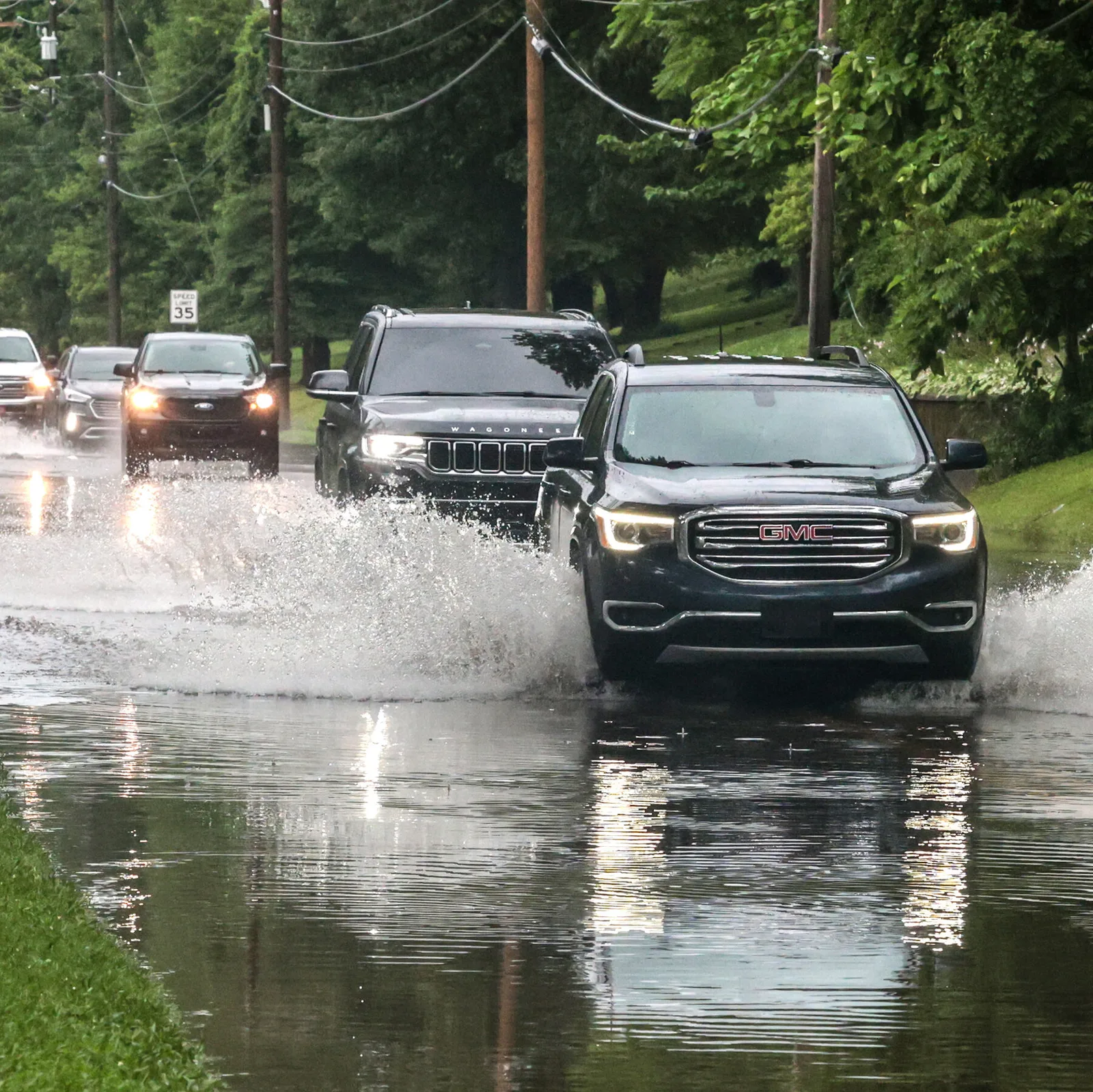 Kentucky Flooding Prompts Ongoing Rescue Operations and Multiple Reported Fatalities